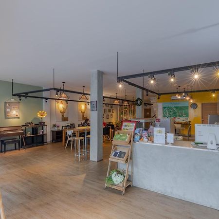 مبيت وإفطار بانكوك Folk Poshtel Silom المظهر الخارجي الصورة