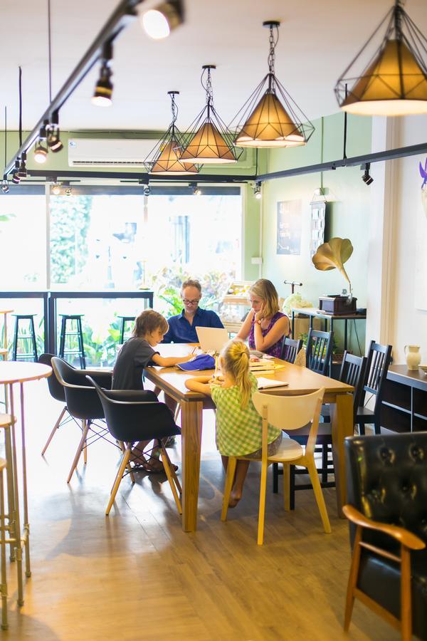 مبيت وإفطار بانكوك Folk Poshtel Silom المظهر الخارجي الصورة