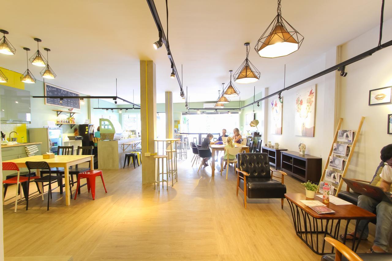 مبيت وإفطار بانكوك Folk Poshtel Silom المظهر الخارجي الصورة