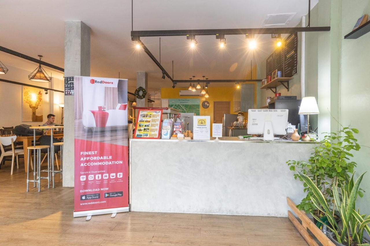 مبيت وإفطار بانكوك Folk Poshtel Silom المظهر الخارجي الصورة